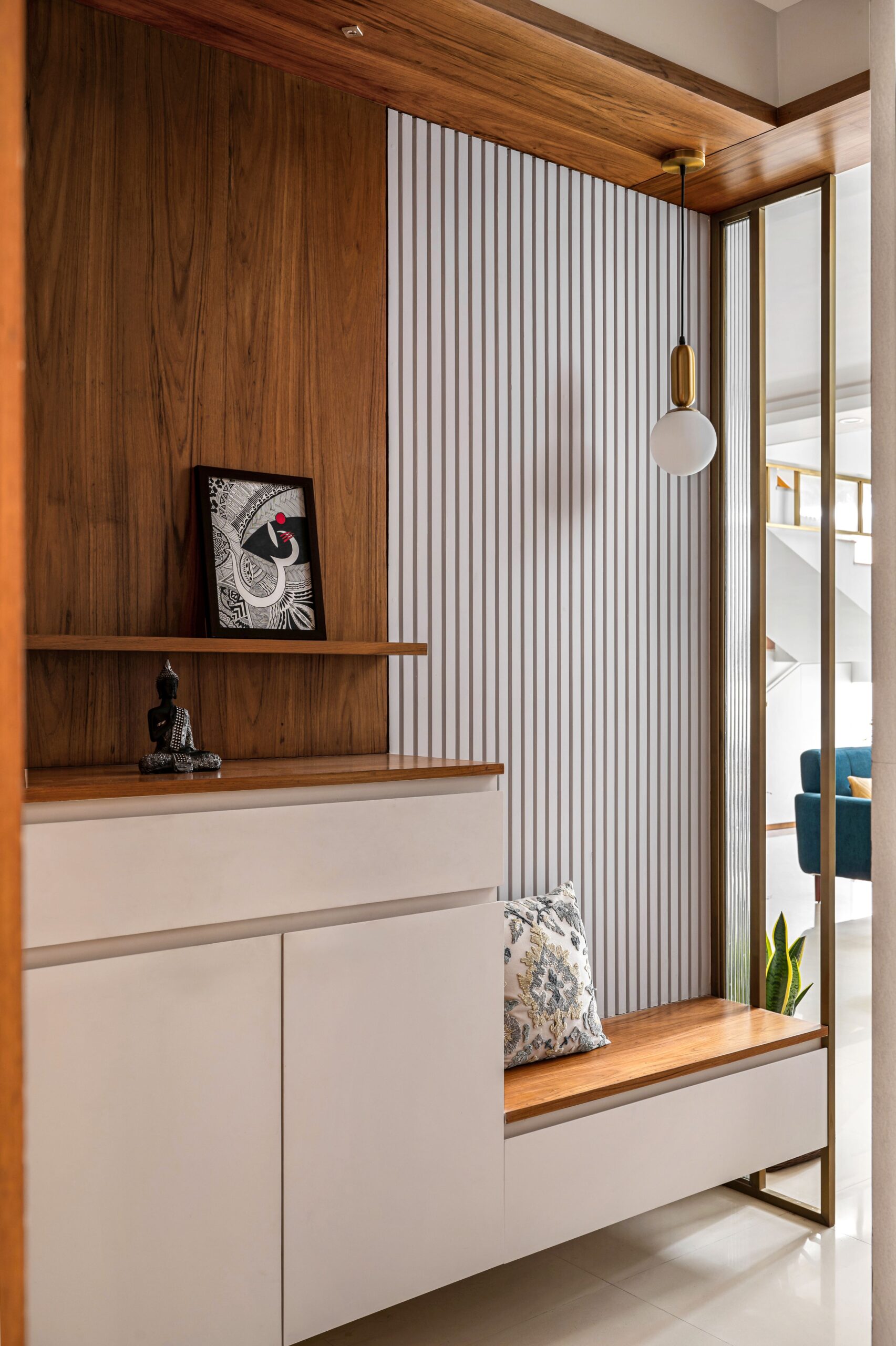 Small Details, Big Impact: Accessories That Define Luxury